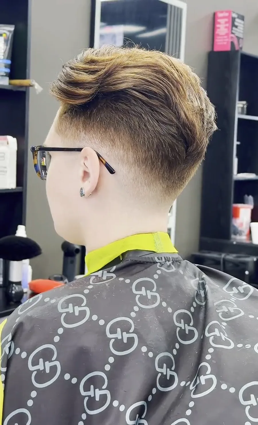 Copper colour work on a textured top with a taper